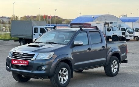 Toyota Hilux VII, 2013 год, 1 300 000 рублей, 2 фотография