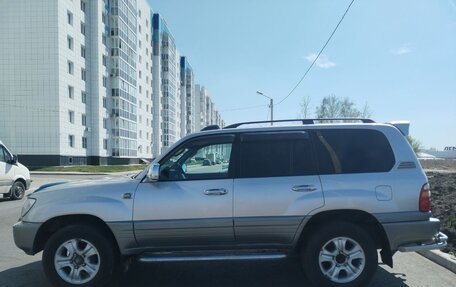 Toyota Land Cruiser 100 рестайлинг 2, 1999 год, 1 700 000 рублей, 17 фотография