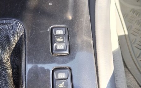 Toyota Land Cruiser 100 рестайлинг 2, 1999 год, 1 700 000 рублей, 11 фотография