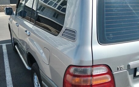 Toyota Land Cruiser 100 рестайлинг 2, 1999 год, 1 700 000 рублей, 20 фотография