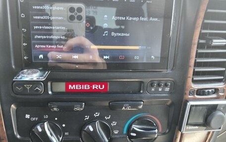 Toyota Land Cruiser 100 рестайлинг 2, 1999 год, 1 700 000 рублей, 13 фотография