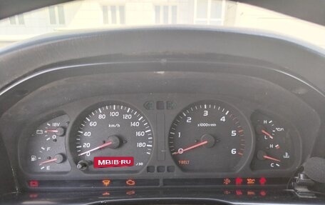 Toyota Land Cruiser 100 рестайлинг 2, 1999 год, 1 700 000 рублей, 9 фотография