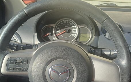 Mazda 2 III, 2012 год, 800 000 рублей, 5 фотография