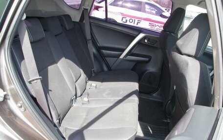 Toyota RAV4, 2019 год, 2 100 000 рублей, 7 фотография