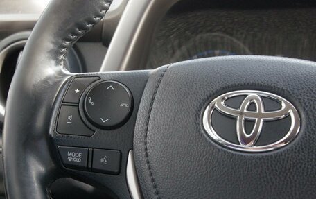 Toyota RAV4, 2019 год, 2 100 000 рублей, 22 фотография