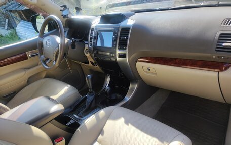 Toyota Land Cruiser Prado 120 рестайлинг, 2006 год, 2 300 000 рублей, 8 фотография