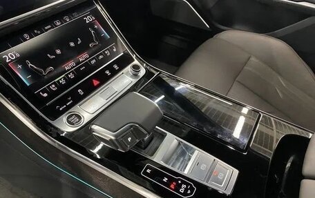 Audi A8, 2022 год, 8 707 857 рублей, 13 фотография