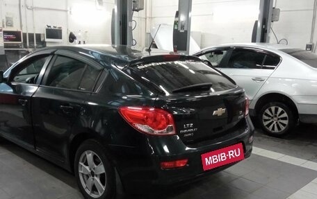 Chevrolet Cruze II, 2013 год, 810 000 рублей, 4 фотография