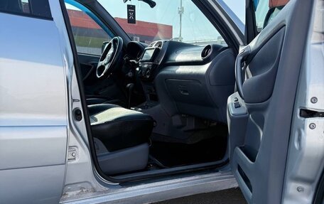 Toyota RAV4, 2001 год, 600 000 рублей, 13 фотография
