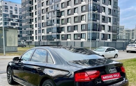 Audi A8, 2011 год, 1 350 000 рублей, 4 фотография