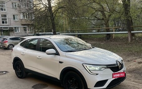 Renault Arkana I, 2021 год, 1 350 000 рублей, 2 фотография