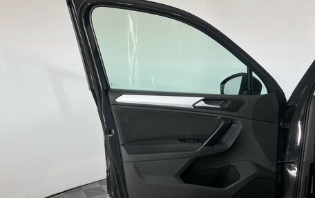 Volkswagen Tiguan II, 2018 год, 1 999 000 рублей, 11 фотография