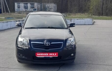 Toyota Avensis III рестайлинг, 2007 год, 640 000 рублей, 1 фотография