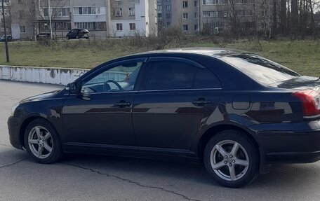 Toyota Avensis III рестайлинг, 2007 год, 640 000 рублей, 3 фотография