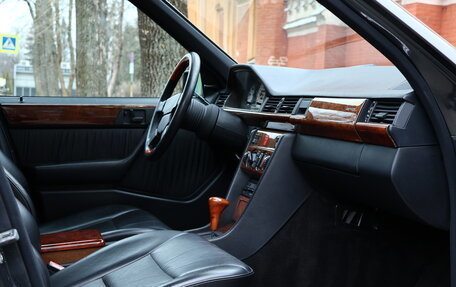 Mercedes-Benz W124, 1991 год, 15 490 000 рублей, 9 фотография