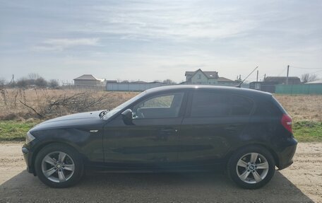 BMW 1 серия, 2011 год, 830 000 рублей, 6 фотография