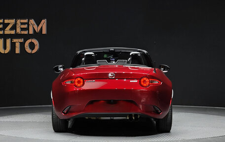 Mazda MX-5, 2019 год, 4 000 000 рублей, 3 фотография
