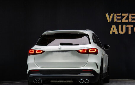Mercedes-Benz GLA AMG, 2022 год, 5 300 000 рублей, 3 фотография