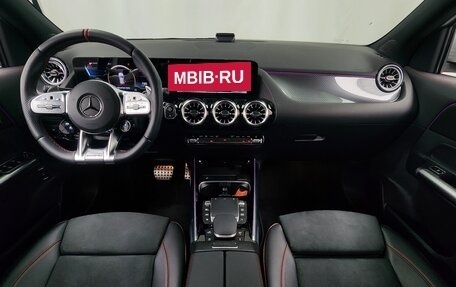 Mercedes-Benz GLA AMG, 2022 год, 5 300 000 рублей, 7 фотография