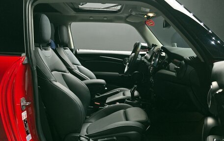 MINI Hatch, 2021 год, 2 990 000 рублей, 5 фотография