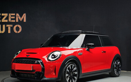 MINI Hatch, 2021 год, 2 990 000 рублей, 2 фотография