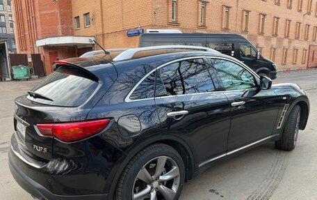 Infiniti FX II, 2011 год, 1 700 000 рублей, 5 фотография