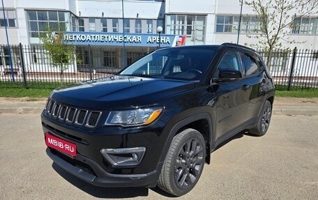 Jeep Compass II, 2019 год, 2 100 000 рублей, 1 фотография