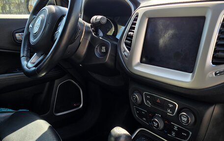Jeep Compass II, 2019 год, 2 100 000 рублей, 11 фотография
