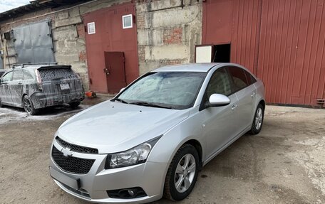 Chevrolet Cruze II, 2012 год, 860 000 рублей, 3 фотография
