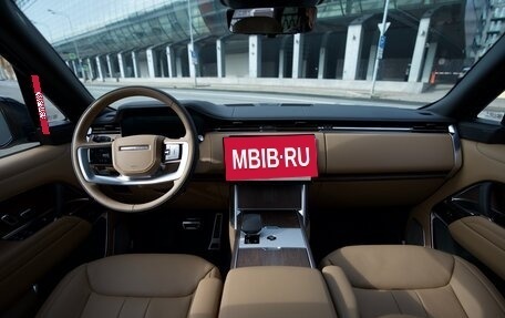 Land Rover Range Rover IV рестайлинг, 2024 год, 34 000 000 рублей, 13 фотография