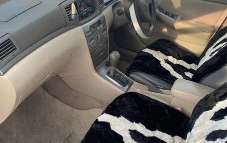 Toyota Corolla, 2004 год, 700 000 рублей, 5 фотография