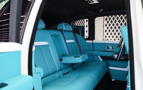 Rolls-Royce Cullinan, 2025 год, 77 999 000 рублей, 11 фотография
