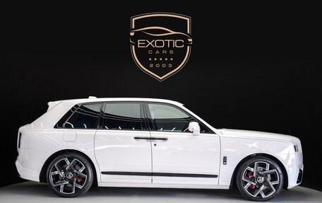 Rolls-Royce Cullinan, 2025 год, 77 999 000 рублей, 3 фотография