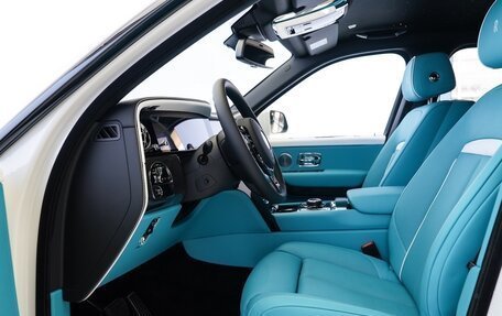 Rolls-Royce Cullinan, 2025 год, 77 999 000 рублей, 8 фотография