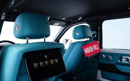 Rolls-Royce Cullinan, 2025 год, 77 999 000 рублей, 10 фотография