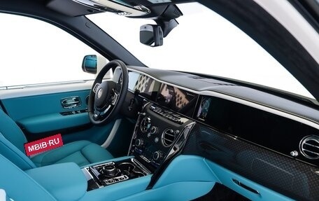 Rolls-Royce Cullinan, 2025 год, 77 999 000 рублей, 14 фотография