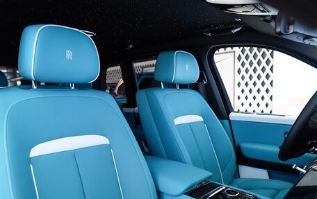 Rolls-Royce Cullinan, 2025 год, 77 999 000 рублей, 17 фотография