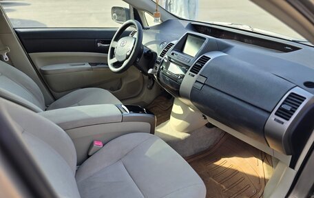 Toyota Prius, 2008 год, 750 000 рублей, 12 фотография