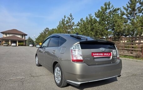 Toyota Prius, 2008 год, 750 000 рублей, 4 фотография