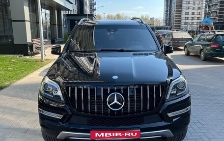 Mercedes-Benz GL-Класс, 2013 год, 3 090 000 рублей, 2 фотография