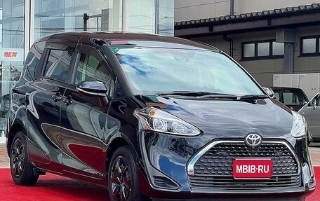 Toyota Sienta II, 2022 год, 1 130 033 рублей, 1 фотография