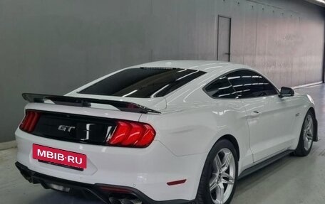 Ford Mustang VI рестайлинг, 2021 год, 2 700 200 рублей, 3 фотография