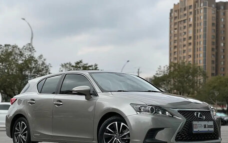 Lexus CT I рестайлинг, 2017 год, 1 800 035 рублей, 3 фотография