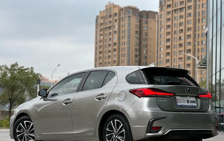 Lexus CT I рестайлинг, 2017 год, 1 800 035 рублей, 4 фотография