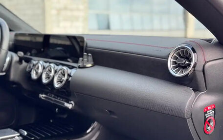 Mercedes-Benz CLA, 2022 год, 2 607 000 рублей, 14 фотография