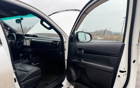 Toyota Hilux VIII, 2020 год, 4 500 000 рублей, 17 фотография