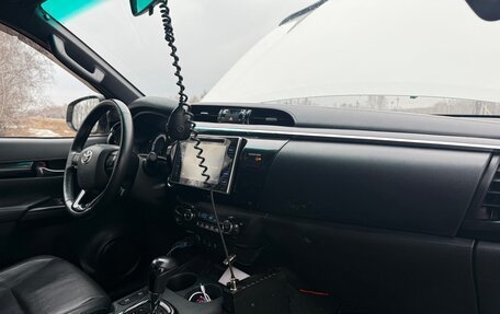 Toyota Hilux VIII, 2020 год, 4 500 000 рублей, 16 фотография