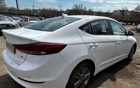 Hyundai Elantra VI рестайлинг, 2018 год, 1 600 000 рублей, 4 фотография