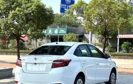 Toyota Vios III, 2021 год, 1 315 000 рублей, 6 фотография