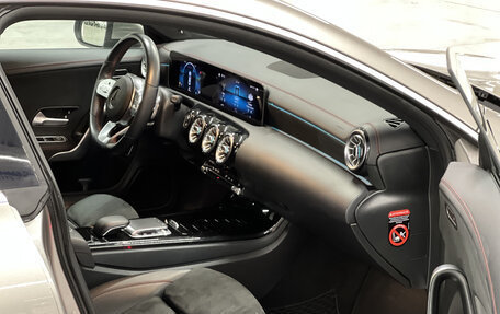 Mercedes-Benz CLA, 2019 год, 2 949 000 рублей, 13 фотография